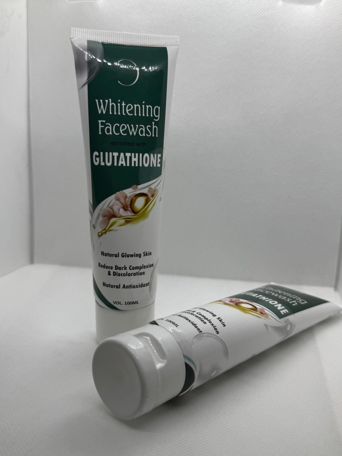 Glutathione Whitening Facewash – Brighten, Cleanse & Glow Naturally - Image 1