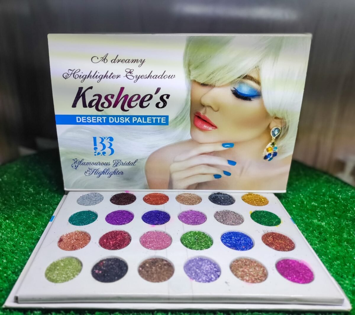 24 Colors Eyeshadow Palette Professional Makeup Pallete for Girls | Girls Makeup Kit | Eyeshadow Palette | Beauty Makeup kit (random shades)  × 1 - Image 1